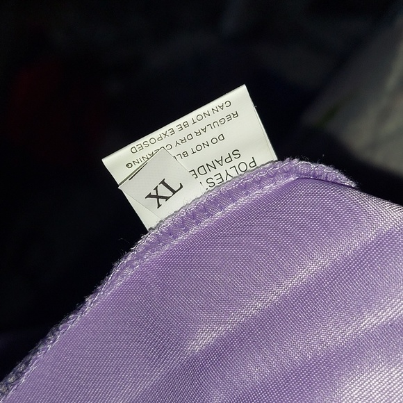 Bran new wedding dress - Picture 13 of 16